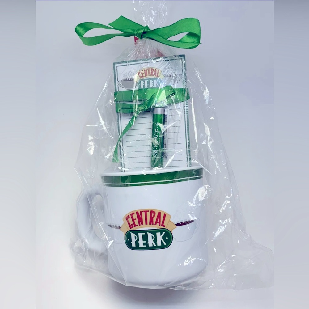 Friends Show Mug And Stationary Gift Set Central Perk Nip New Bnip Notepad Pen
